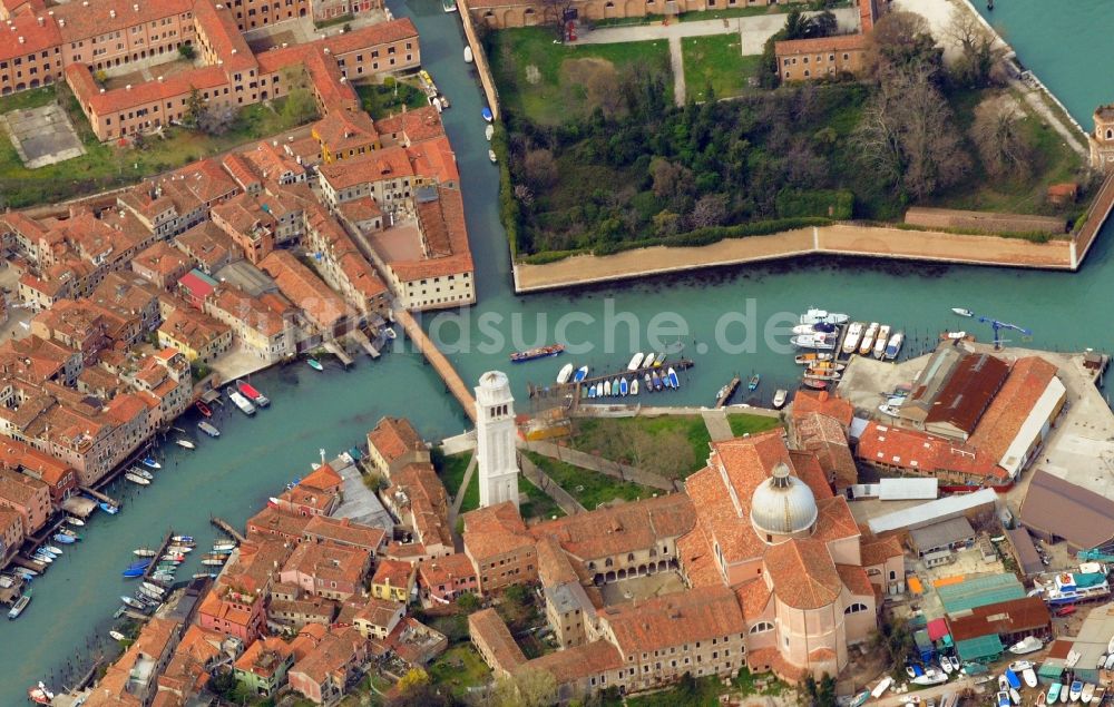 Venedig aus der Vogelperspektive: Canale de San Pietro in Venedig in der gleichnamigen Provinz in Italien