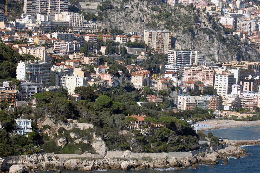 Cap-d' Ail aus der Vogelperspektive: Cap-d' Ail und der Stadtteil Fontvieille von Monaco