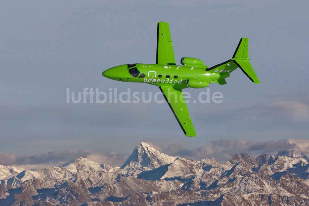 Donaueschingen aus der Vogelperspektive: Cessna 510 Citation Mustang über dem baden-württembergischen Donaueschingen