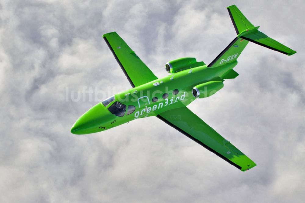 Donaueschingen aus der Vogelperspektive: Cessna 510 Citation Mustang über Donaueschingen im Bundesland Baden-Württemberg