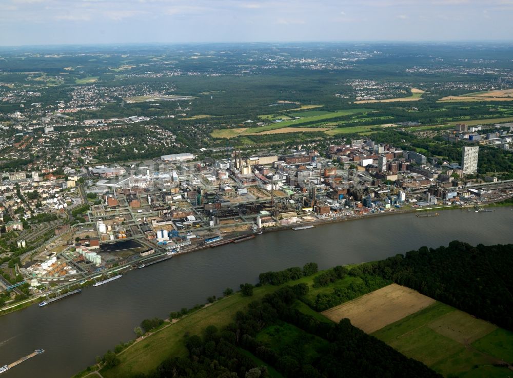Leverkusen aus der Vogelperspektive: Chempark und Bayer Werk in Leverkusen im Bundesland Nordrhein-Westfalen
