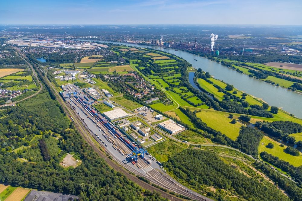 Duisburg aus der Vogelperspektive: Container- Terminal Samskip Multimodal Rail Terminal im logport in Duisburg im Bundesland Nordrhein-Westfalen, Deutschland