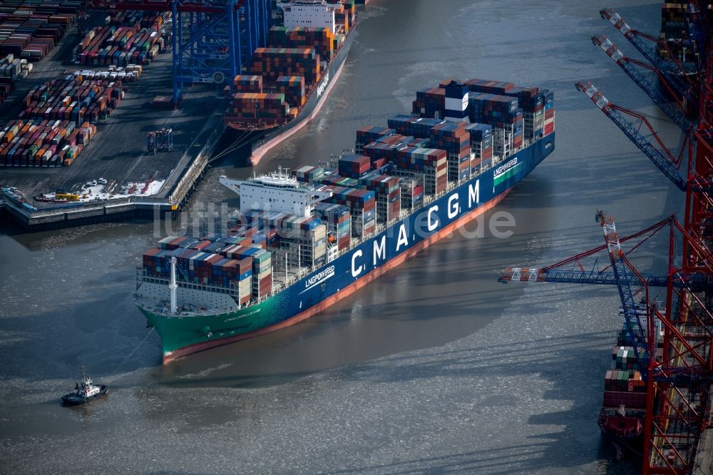 Hamburg von oben - Containerschiff CMA CGM LOUVRE am Burchardkai im Hafen im Ortsteil Waltershof in Hamburg, Deutschland