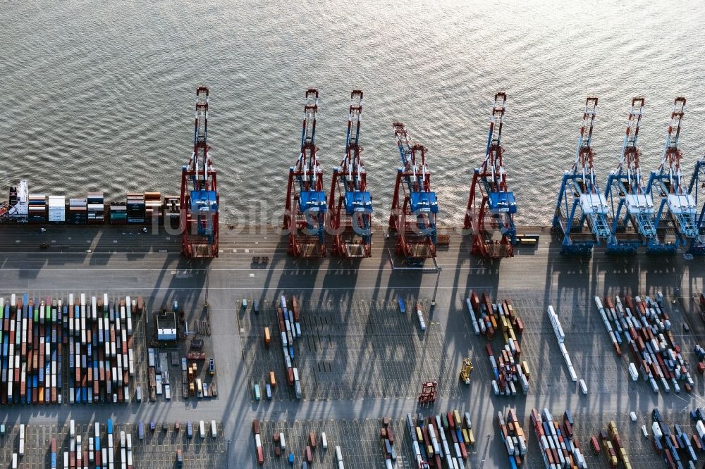 Bremerhaven von oben - Containerterminal im Containerhafen des Überseehafen Bremerhaven in Bremerhaven im Bundesland Bremen, Deutschland