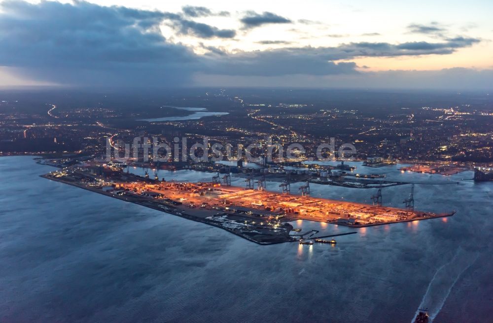 Luftaufnahme Aarhus - Containerterminal im Containerhafen des Überseehafen an der Nordsee im Ortsteil Midtbyen in Aarhus in Region Midtjylland, Dänemark