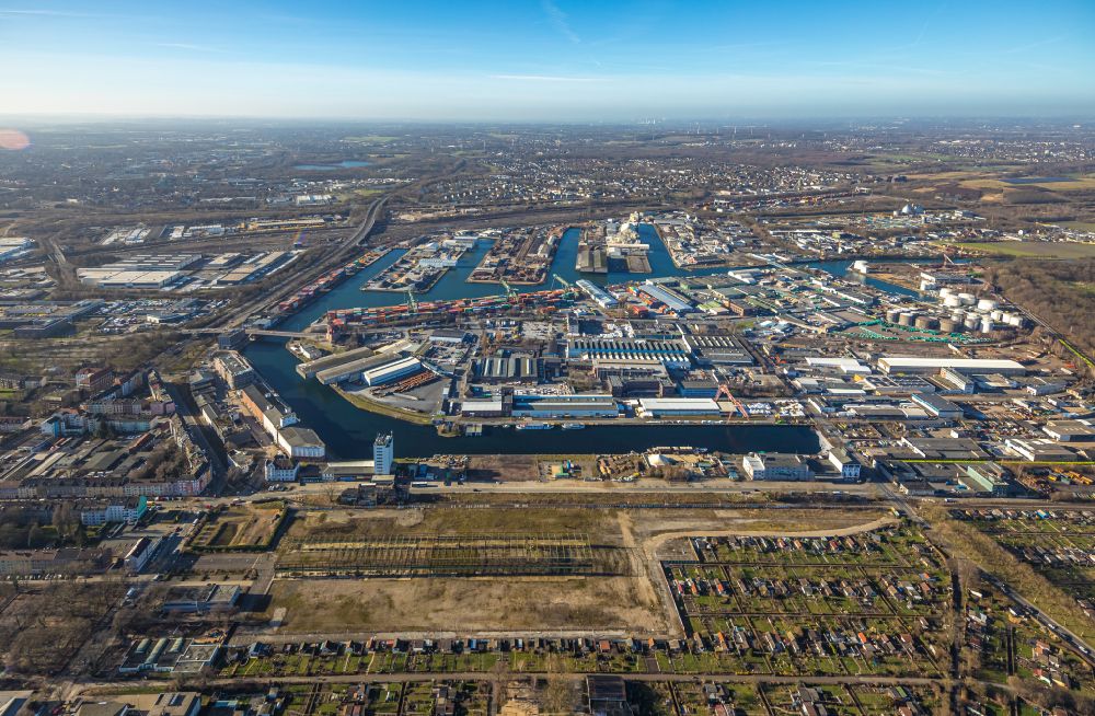 Luftbild Dortmund - Containerterminal im Containerhafen des Binnenhafen und Containerhafen Dortmund mit Altem Hafenamt in Dortmund im Bundesland Nordrhein-Westfalen