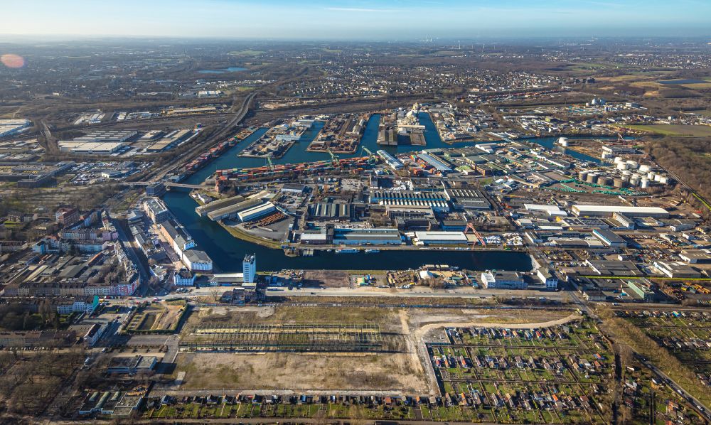 Luftaufnahme Dortmund - Containerterminal im Containerhafen des Binnenhafen und Containerhafen Dortmund mit Altem Hafenamt in Dortmund im Bundesland Nordrhein-Westfalen