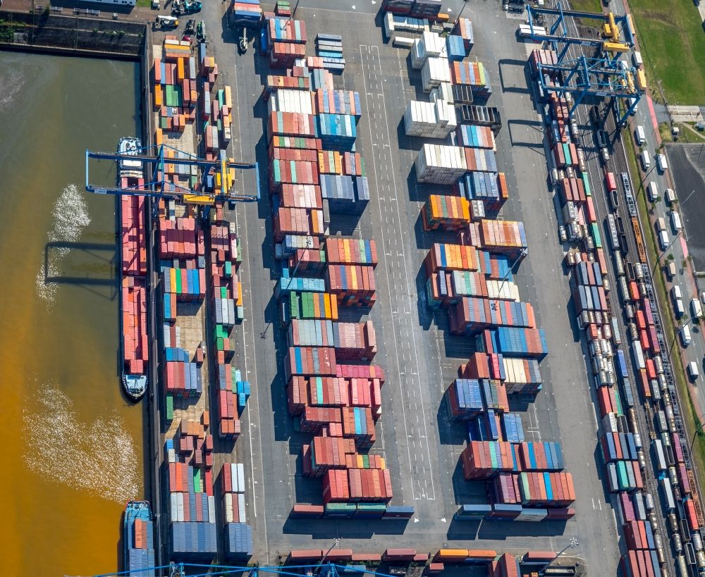Luftbild Duisburg - Containerterminal im Containerhafen des Binnenhafen der DIT Duisburg Intermodal Terminal GmbH in Duisburg im Bundesland Nordrhein-Westfalen