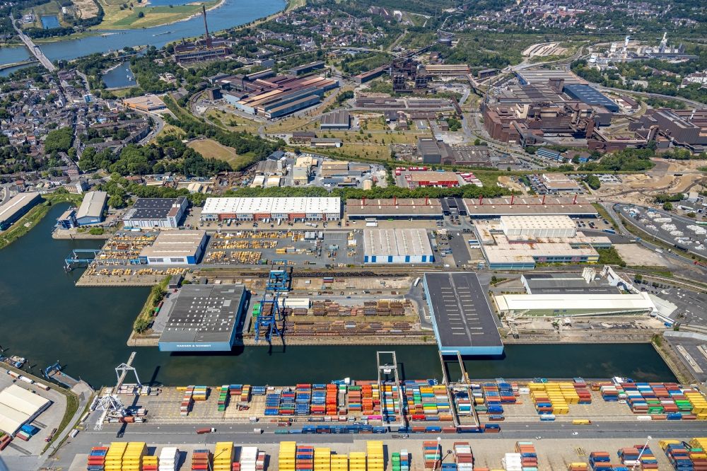 Luftbild Duisburg - Containerterminal im Containerhafen des Binnenhafen DUSS-TERMINAL im Ortsteil Homberg-Ruhrort-Baerl in Duisburg im Bundesland Nordrhein-Westfalen, Deutschland