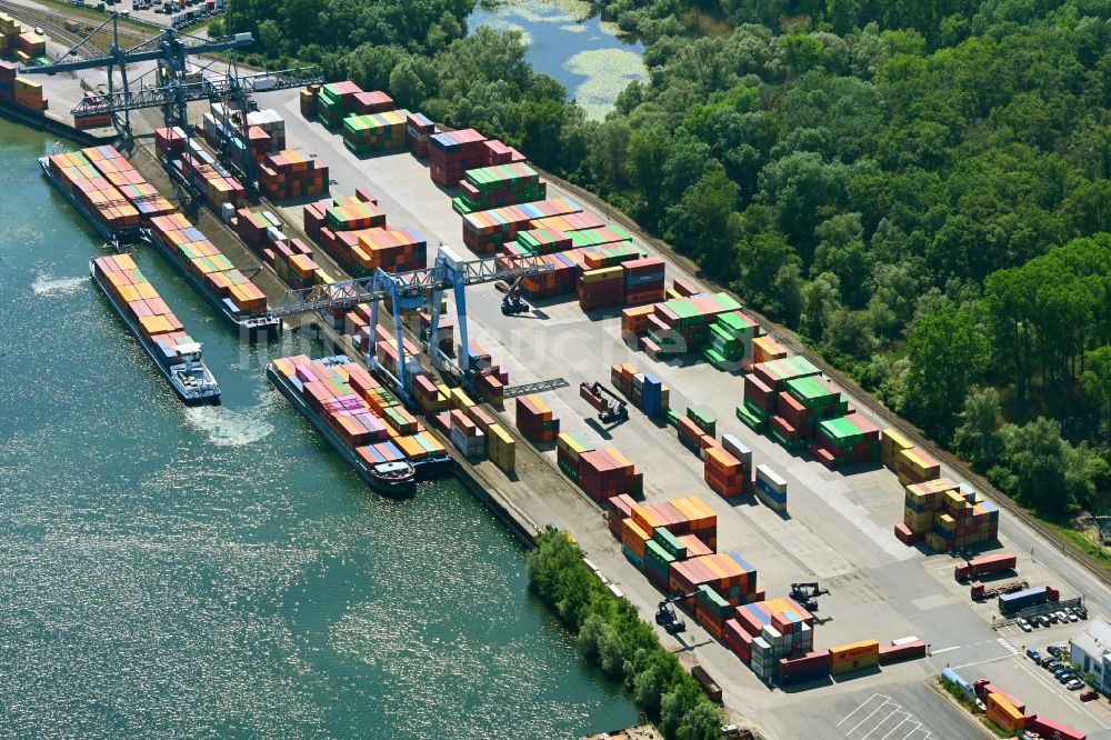 Wörth am Rhein aus der Vogelperspektive: Containerterminal im Containerhafen am Landeshafen in Wörth im Bundesland Rheinland-Pfalz, Deutschland