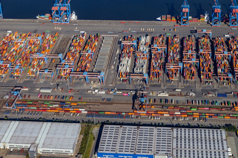 Luftbild Hamburg - Containerterminal HHLA Container Terminal Altenwerder (CTA) am Ufer der Elbe im Stadtteil Altenwerder in Hamburg