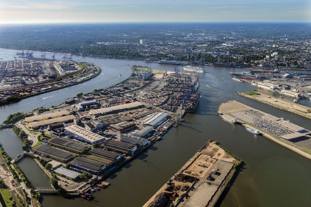 Hamburg von oben - Containerterminal Tollerort im Containerhafen des Überseehafen im Stadtteil Steinwerder in Hamburg mit dem Klärwerk Köhlbrandhöft
