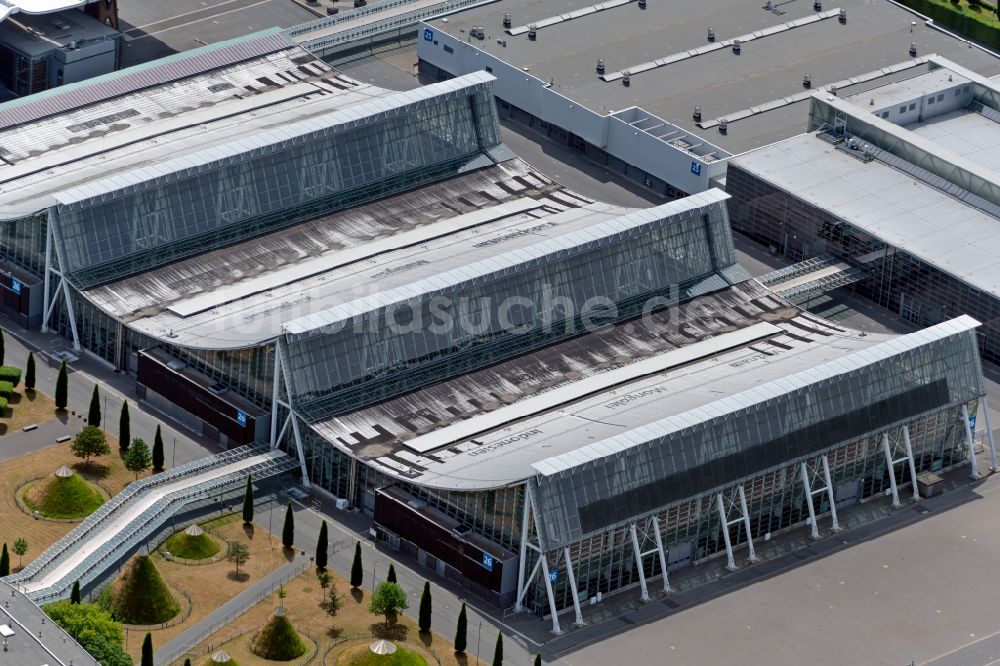 Luftbild Hannover - Dachkonstruktion einer Messehalle in Hannover im Bundesland Niedersachsen, Deutschland