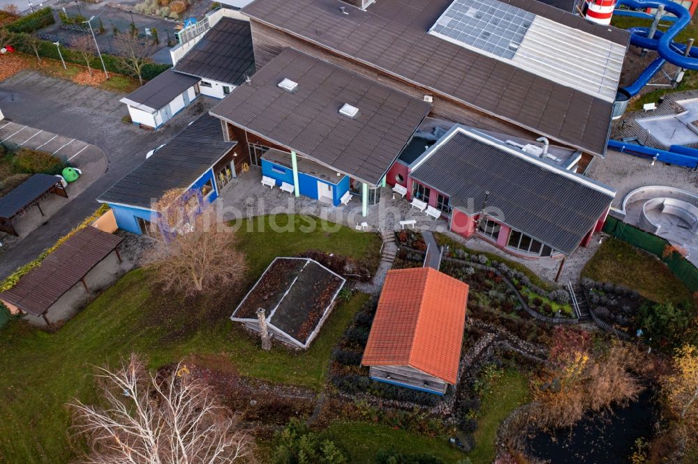 Schwedt/Oder von oben - Dachschaden der Freizeiteinrichtung AquariUM in Schwedt/Oder im Bundesland Brandenburg, Deutschland