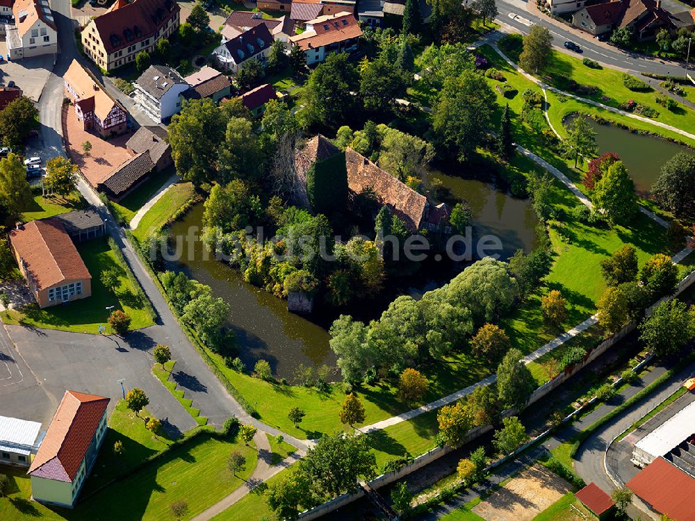 Luftaufnahme Burgsinn - Das Alte Schloss in Burgsinn im Bundesland Bayern
