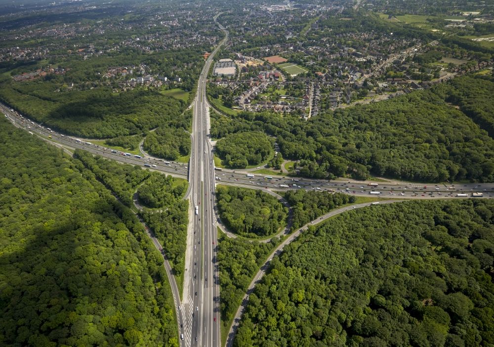 Oberhausen von oben - Das Autobahnkreuz Oberhausen im Bundesland Nordrhein-Westfalen