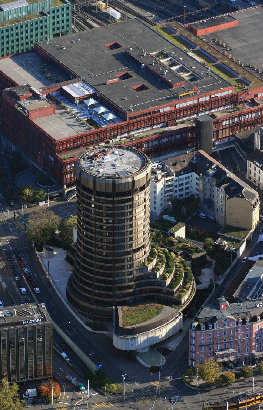 Luftaufnahme Basel - Das Gebäude der Bank für Internationalen Zahlungsausgleich BIZ in Basel in der Schweiz