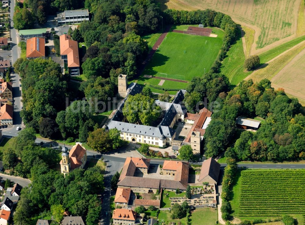 Luftaufnahme Volkach - Das Gräflich Schönborn'sche Schloss Gaibach im Ortsteil Gaibach in Volkach im Bundesland Bayern