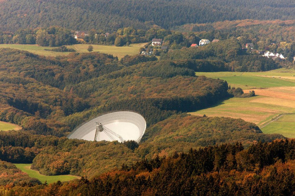 Luftbild BAD MÜNSTEREIFEL - Das Radioteleskop Effelsberg des Max Planck Instituts in Nordrhein-Westfalen