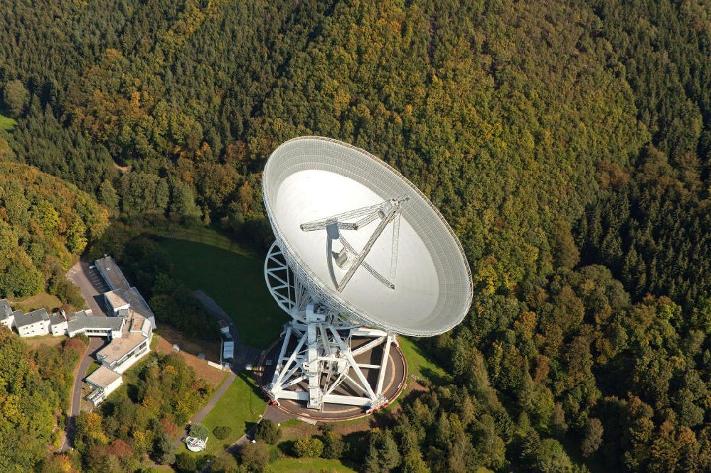 Luftbild BAD MÜNSTEREIFEL - Das Radioteleskop Effelsberg des Max Planck Instituts in Nordrhein-Westfalen