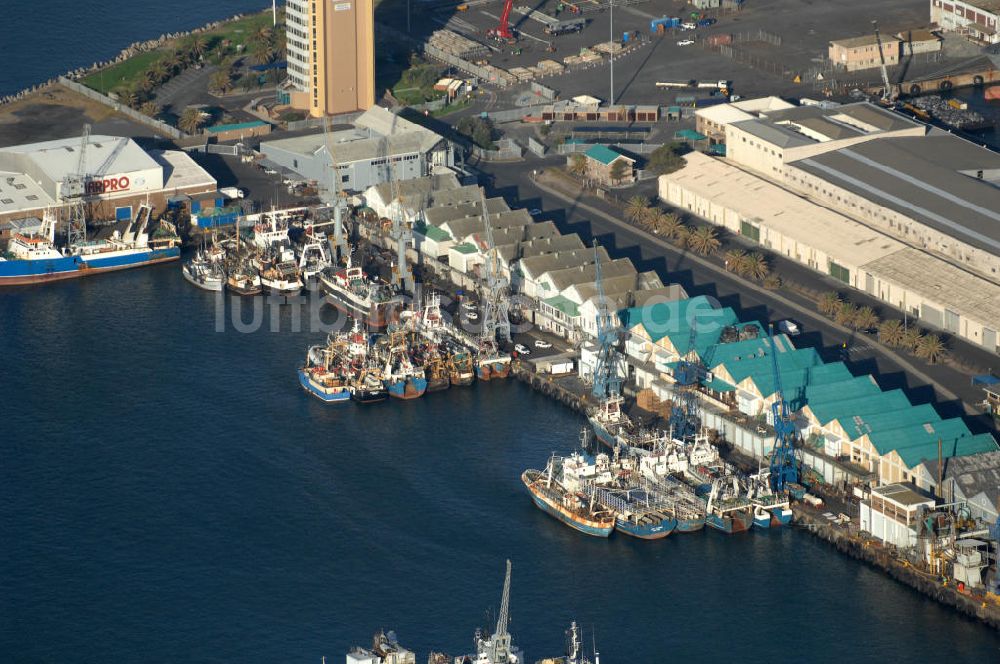 Luftbild Kapstadt - Das Victoria and Alfred Basin im Hafen von Kapstadt