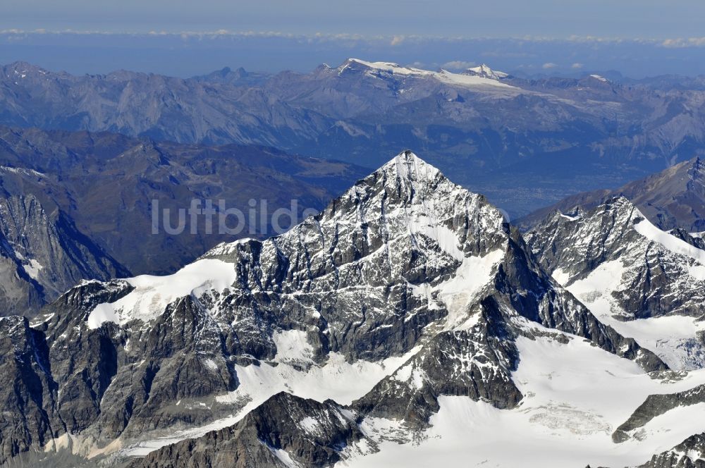Luftbild Zermatt - Dent Blanche bei Zermatt im Kanton Wallis in der Schweiz