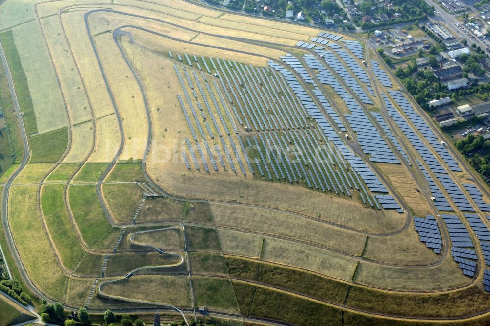 Luftaufnahme Magdeburg - Deponie Solarpark Magdeburg im Bundesland Sachsen-Anhalt
