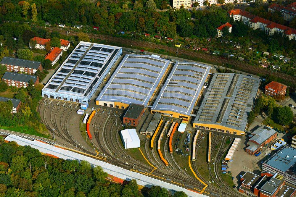Luftaufnahme Berlin - Depot des Betriebswerkes der BVG am Machandelweg in Berlin, Deutschland