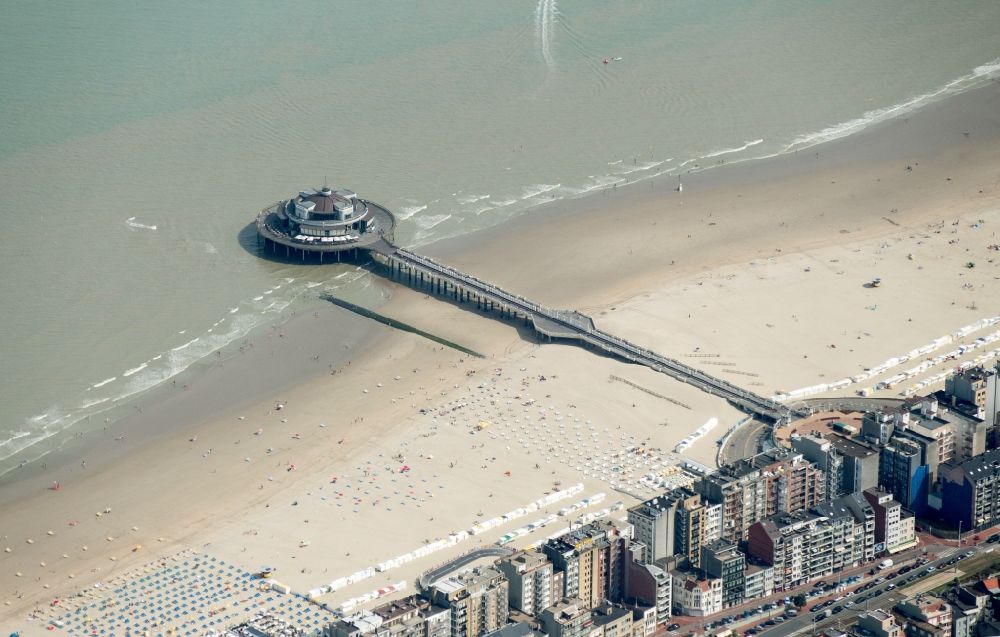 Blankenberge aus der Vogelperspektive: Der Belgium Pier in Blankenberge