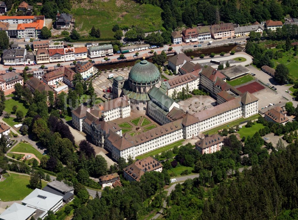 Luftbild Sankt Blasien - Der Dom St. Blasien in Sankt Blasien im Bundesland Baden-Württemberg
