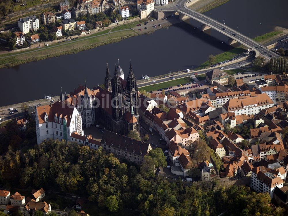 Meißen von oben - Der Dom zu Meißen in Meißen im Bundesland Sachsen