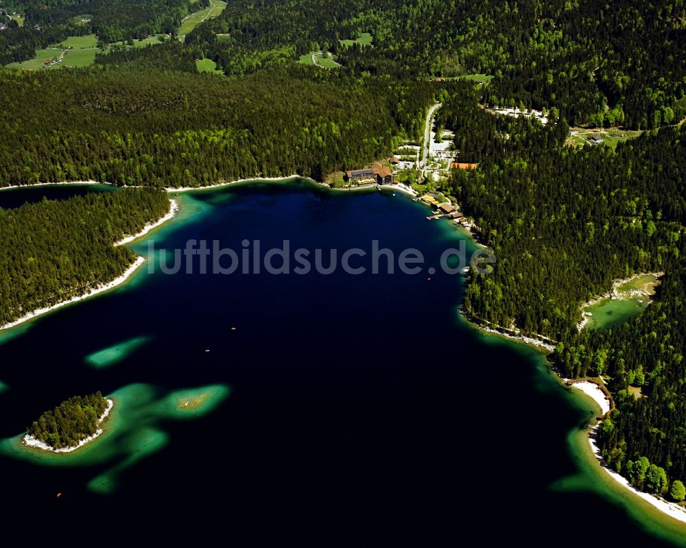 Luftaufnahme Grainau - Der Eibsee in der Gemeinde Grainau im Bundesland Bayern
