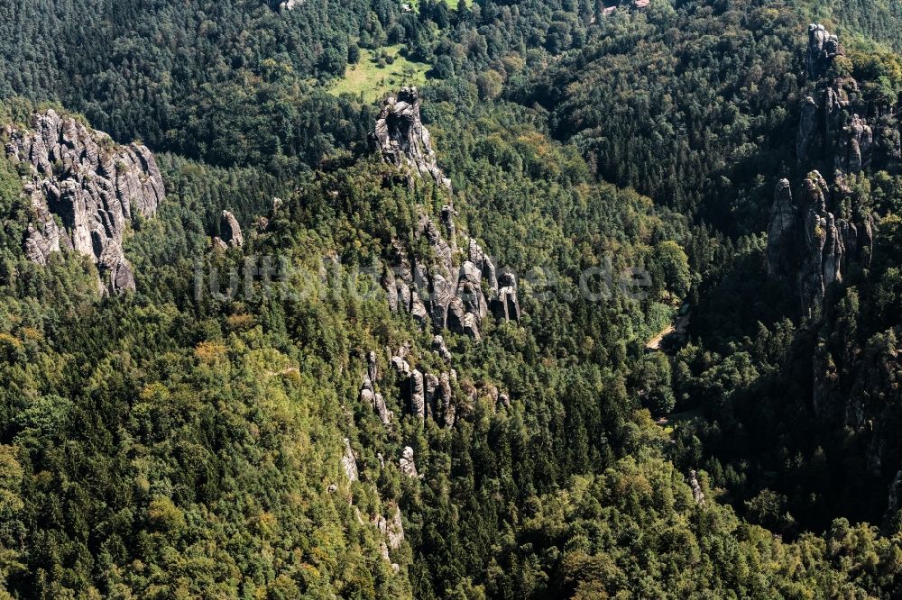 Luftaufnahme Rathen - Der Fels Bastei im Elbsandsteingebirge im Bundesland Sachsen