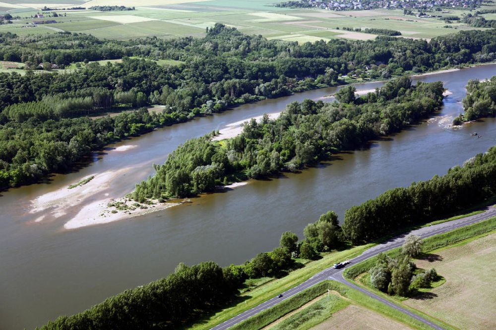 Luftbild Le Haut Chantier - Der Fluss Loire im Loiretal bei Le Haut Chantier