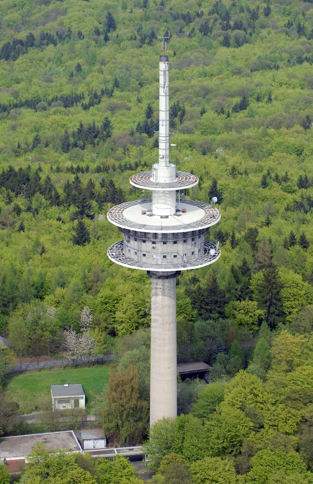 Luftbild Winterstein (Hessen) - Der Funkturm auf dem Steinkopf (Hessen)