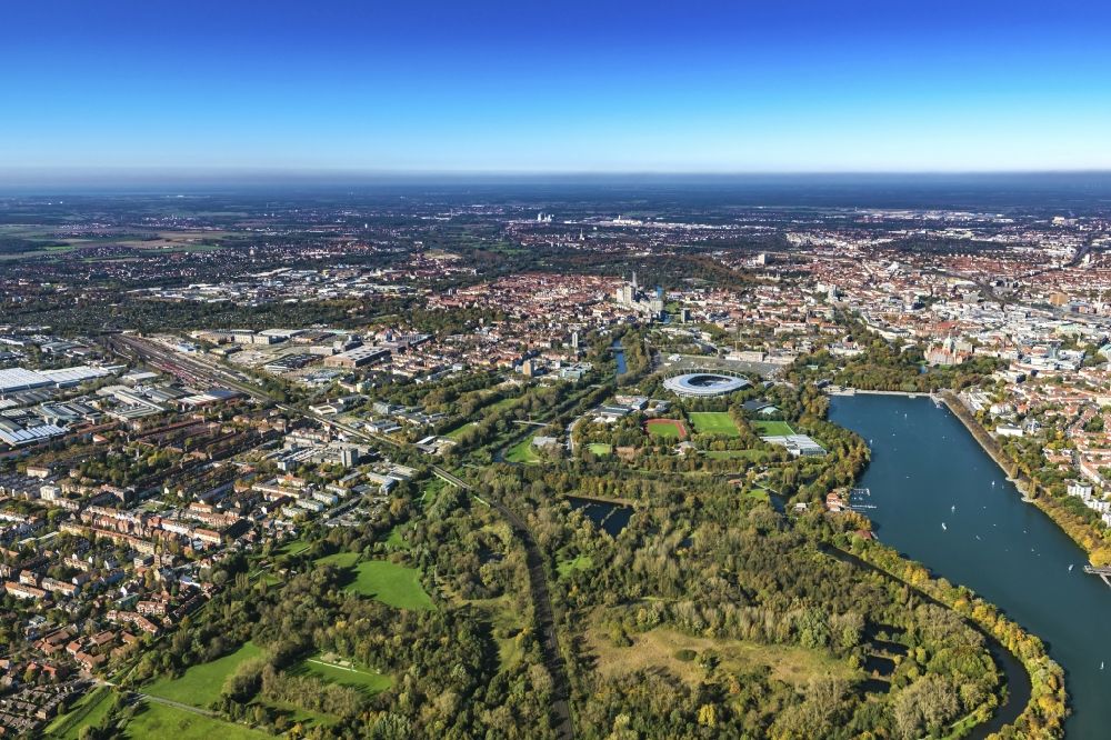 Luftbild Hannover - Der Maschsee am Stadtteil Ricklingen in Hannover im Bundesland Niedersachsen