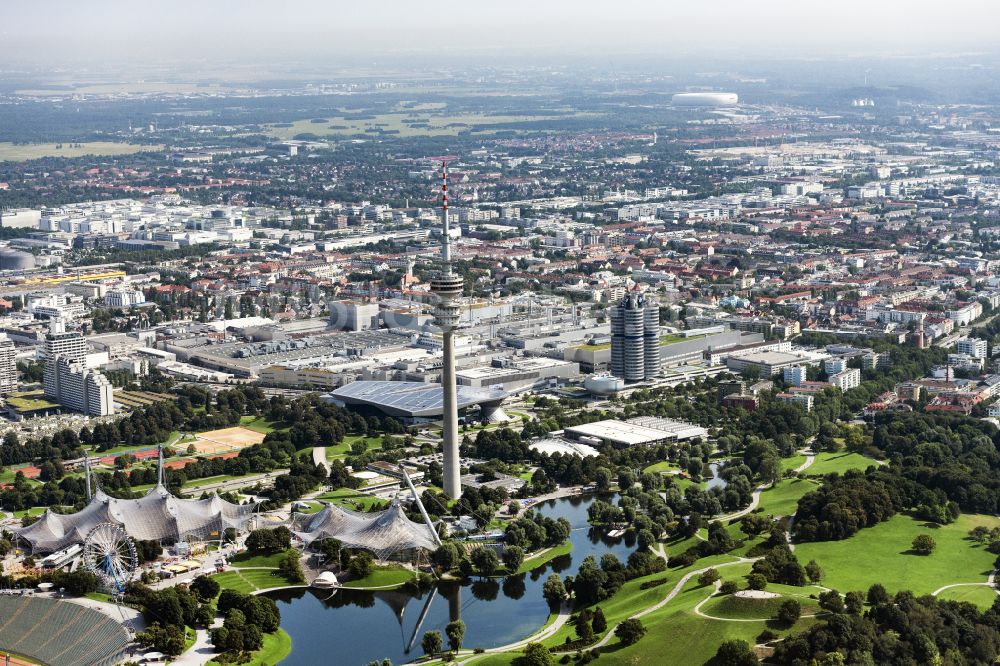 Luftbild München - Der Olympiapark in München im Bundesland Bayern