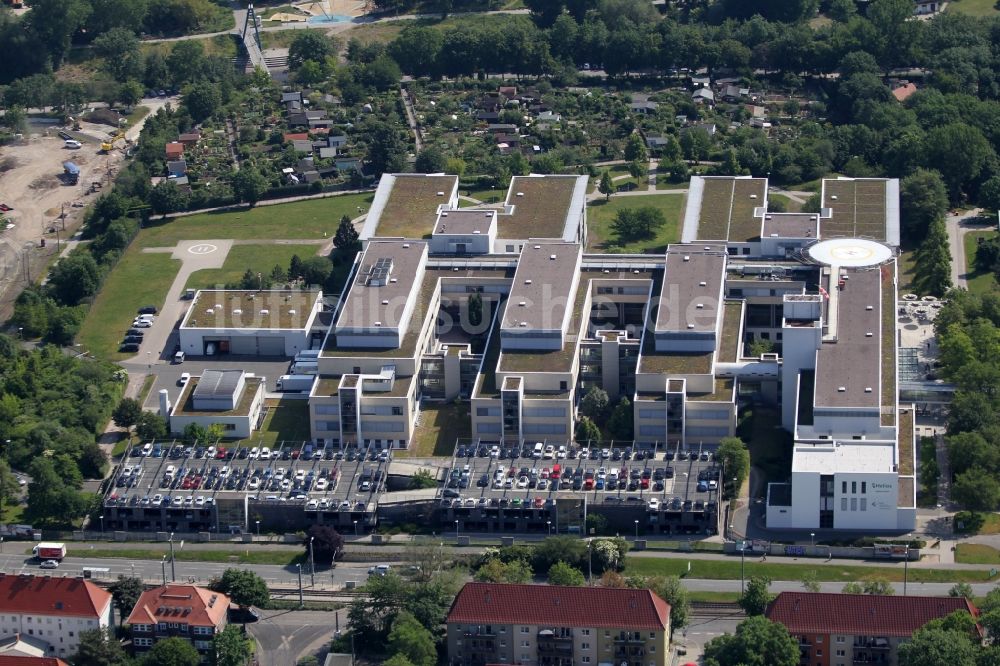 Luftbild Erfurt - Des Gebäude- Komplex des Helios Klinikum an der Nordhäuser Straße in Erfurt im Bundesland Thüringen