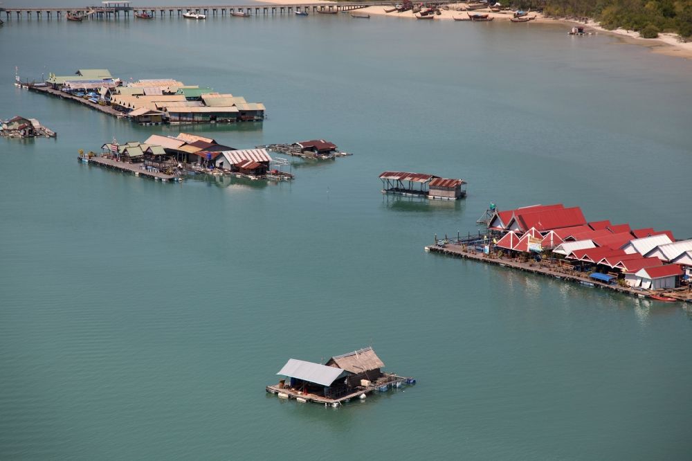 Ratsada von oben - Die Bucht Ao Tha Rua vor der Stadt Ratsada auf der Insel Phuket