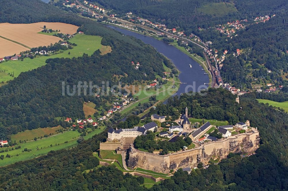 Luftaufnahme Königstein - Die Festung Königstein an der Elbe im Landkreis Sächsische Schweiz-Osterzgebirge im Bundesland Sachsen