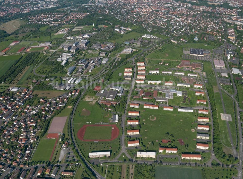 Würzburg von oben - Die Leighton-Barracks im unterfränkischen Würzburg in Bayern