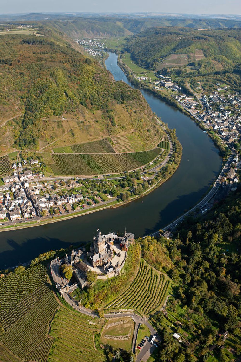 Luftaufnahme Cochem - Die Reichsburg Cochem am Mosellauf in Rheinland-Pfalz