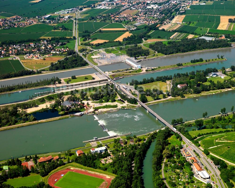 Volgelsheim von oben - Die Rheininsel und der Rhein an der Grenze zwischen Deutschland und Frankreich in der französischen Gemeinde Volgelsheim