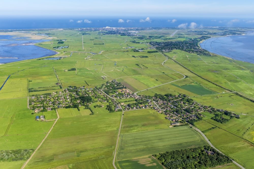 Sylt-Ost aus der Vogelperspektive: Dorf - Ansicht von Archsum im Bundesland Schleswig-Holstein