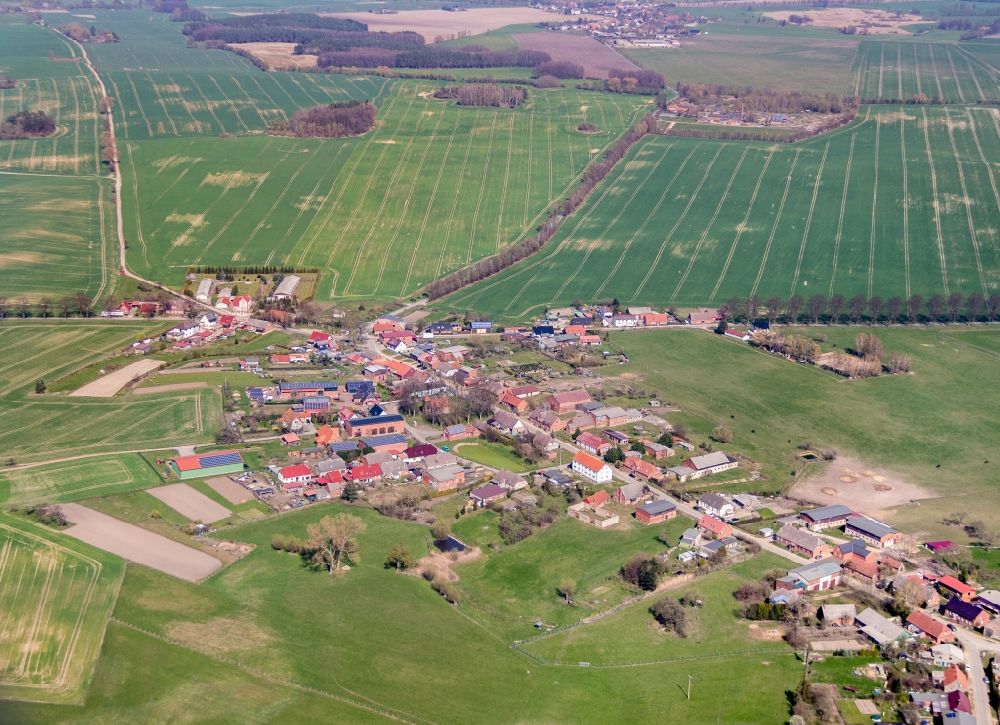 Luftaufnahme Benzin - Dorf - Ansicht in Benzin im Bundesland Mecklenburg-Vorpommern, Deutschland