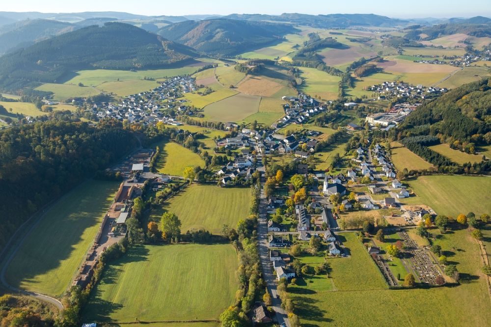 Luftaufnahme Berge - Dorf - Ansicht von Berge im Bundesland Nordrhein-Westfalen