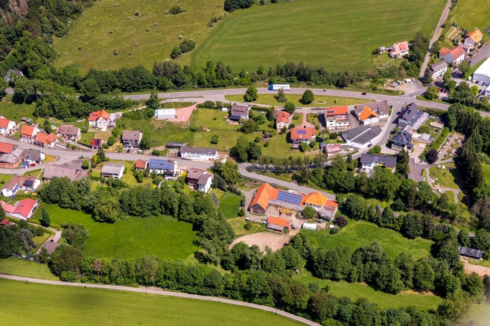 Bömighausen aus der Vogelperspektive: Dorf - Ansicht in Bömighausen im Bundesland Hessen, Deutschland