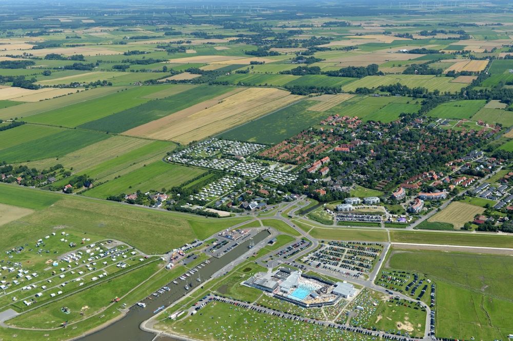 Luftaufnahme Wurster Nordseeküste - Dorf - Ansicht von Dorumer Neufeld in Wurster Nordseeküste im Bundesland Niedersachsen