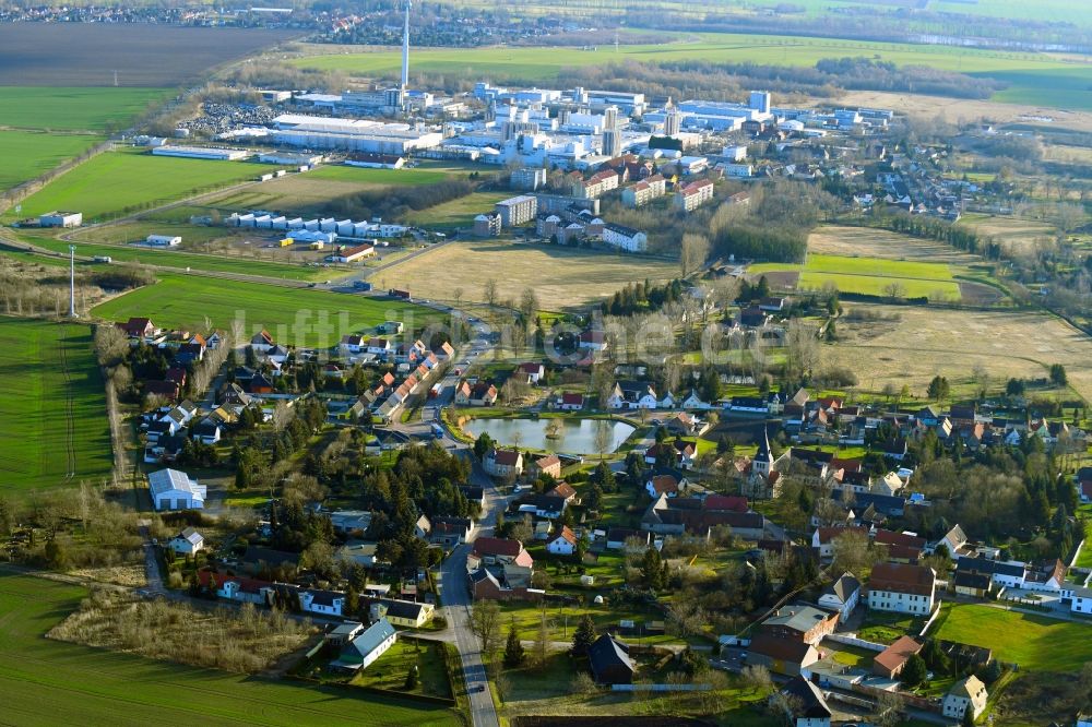 Gnetsch von oben - Dorf - Ansicht in Gnetsch im Bundesland Sachsen-Anhalt, Deutschland