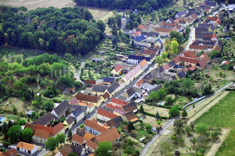 Hirschroda von oben - Dorf - Ansicht in Hirschroda im Bundesland Sachsen-Anhalt, Deutschland